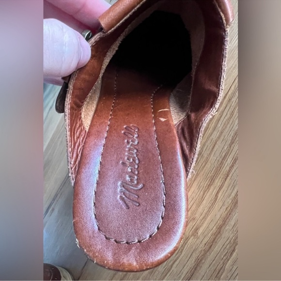 MADEWELL KILTIE CLOGS, SIZE 8. - Picture 11 of 15